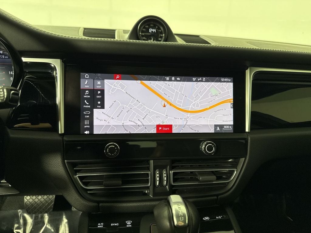 2024 Porsche Macan GTS