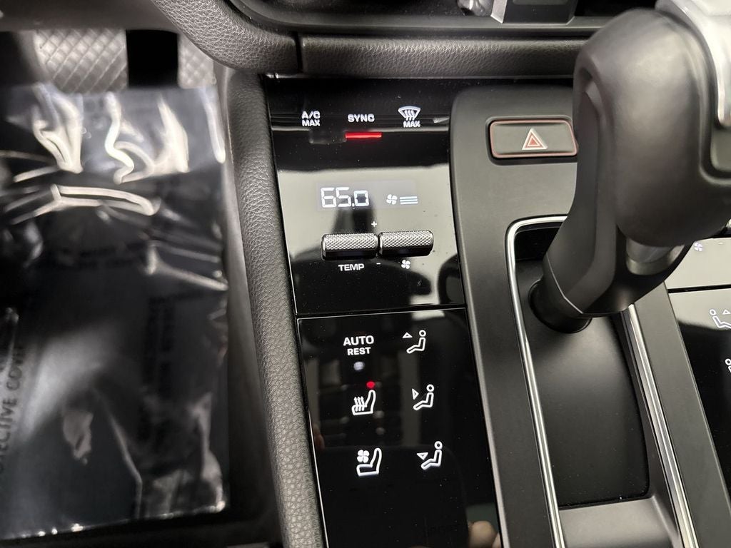 2024 Porsche Macan GTS