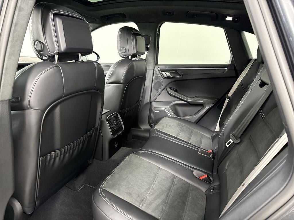 2025 Porsche Macan GTS