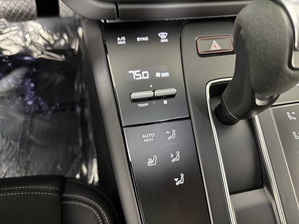 2025 Porsche Macan GTS