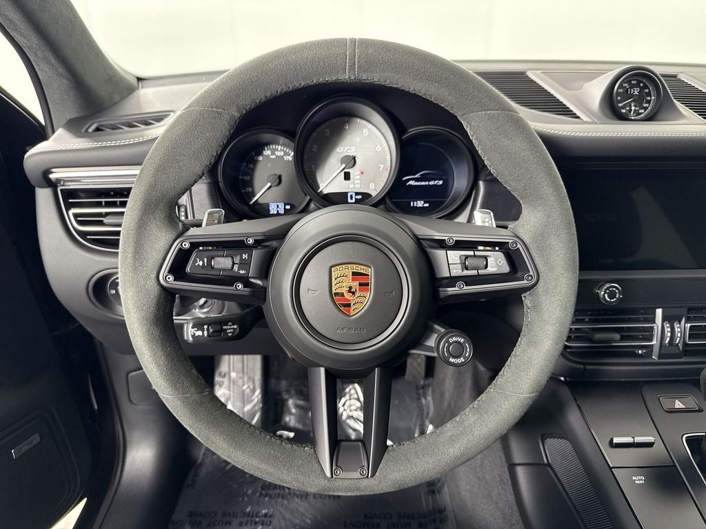 2025 Porsche Macan GTS