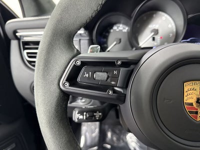 2025 Porsche Macan GTS