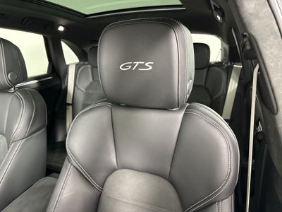 2025 Porsche Macan GTS