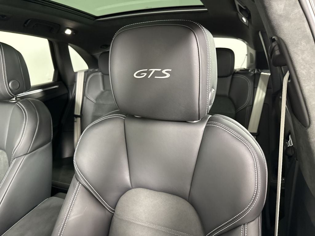2025 Porsche Macan GTS