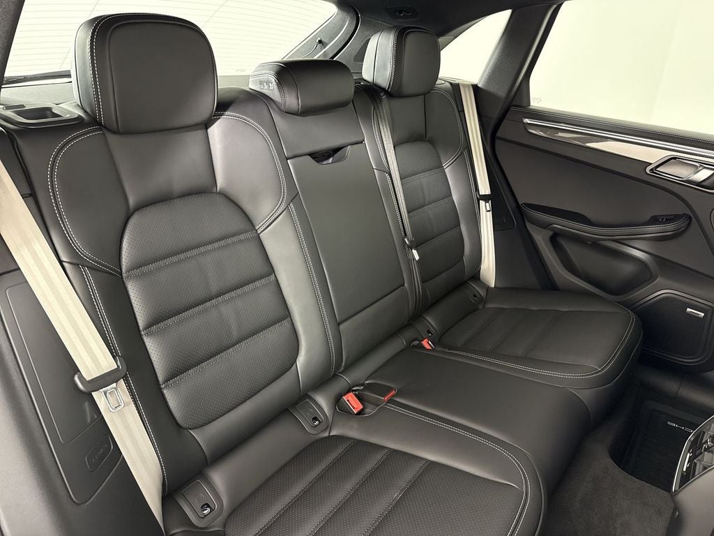 2026 Porsche Macan GTS