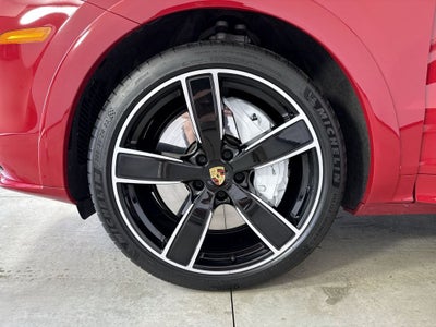 2023 Porsche Cayenne Turbo