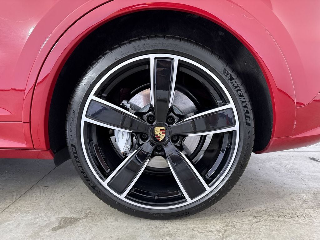 2023 Porsche Cayenne Turbo