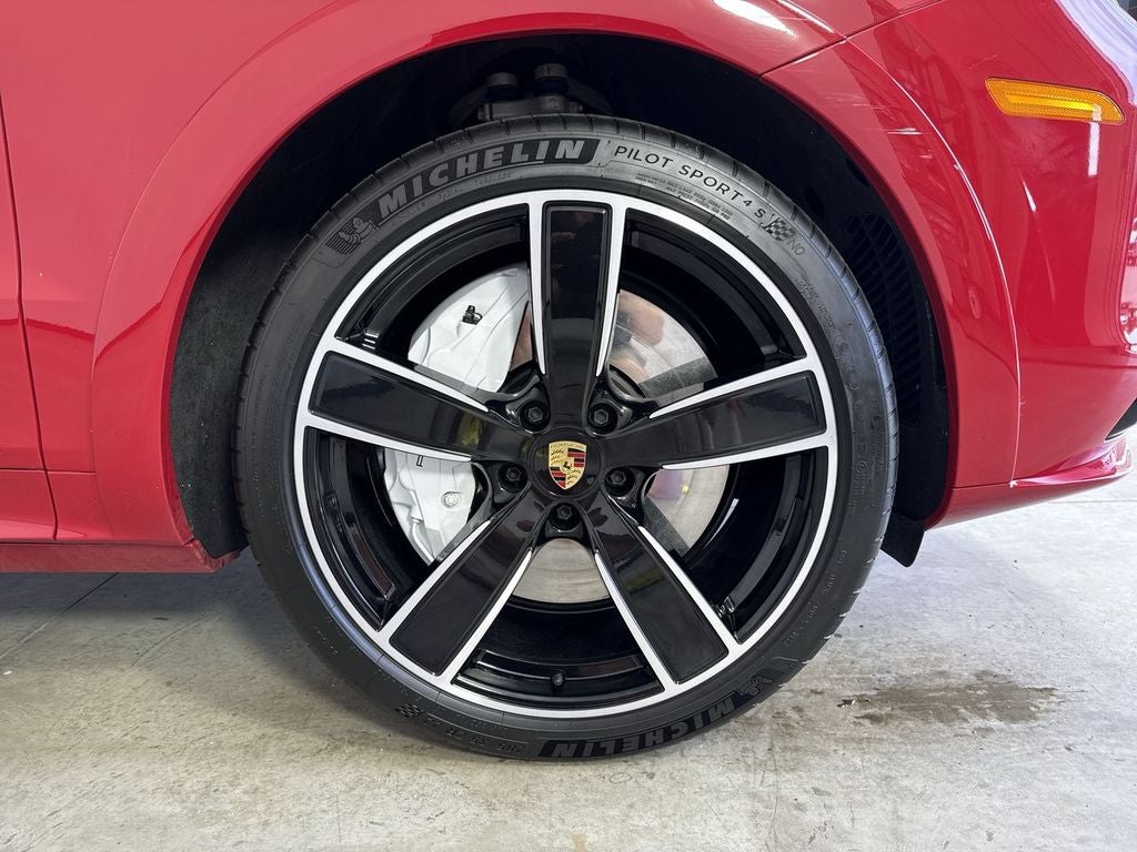 2023 Porsche Cayenne Turbo