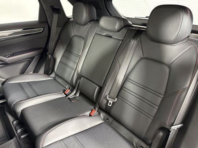 2023 Porsche Cayenne Turbo