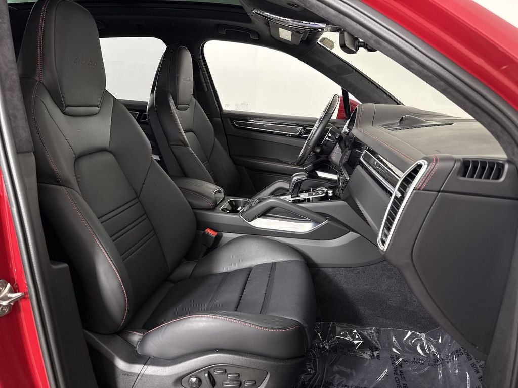 2023 Porsche Cayenne Turbo