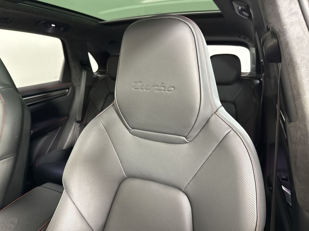 2023 Porsche Cayenne Turbo