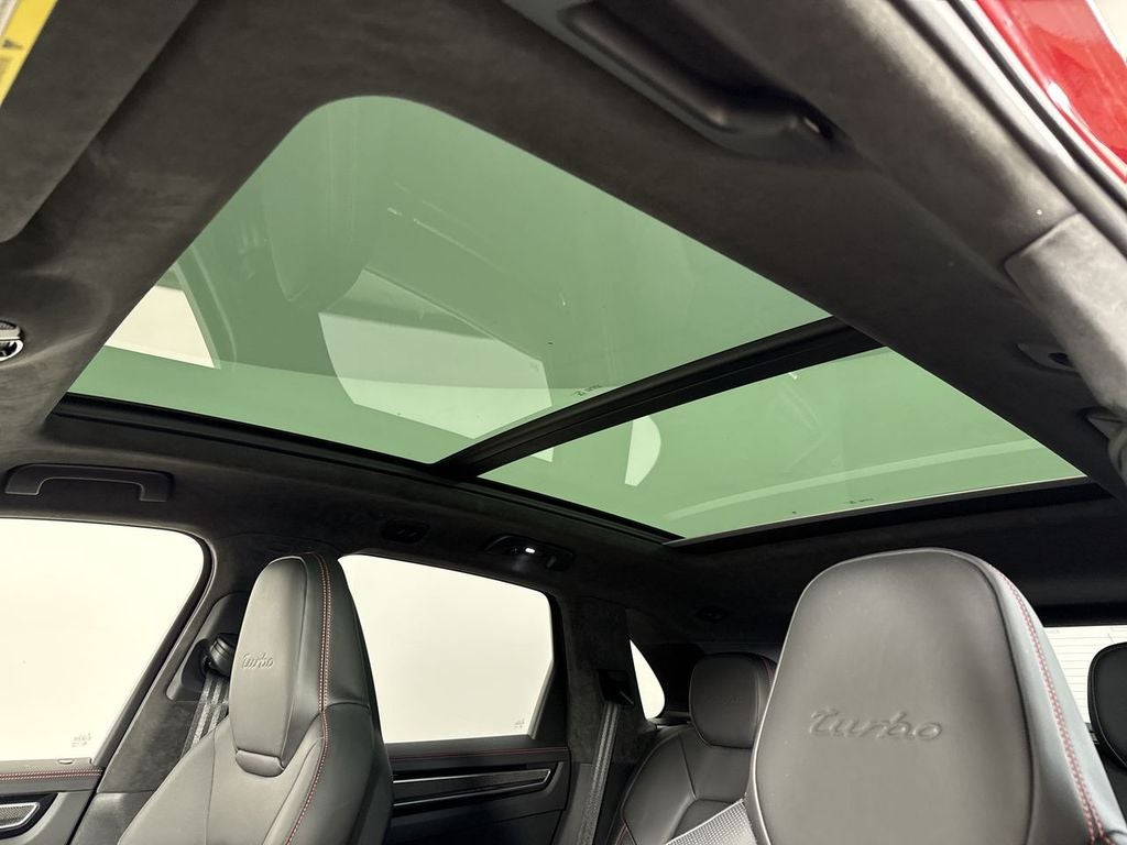 2023 Porsche Cayenne Turbo