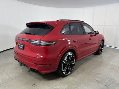 2023 Porsche Cayenne Turbo