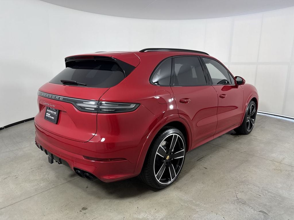 2023 Porsche Cayenne Turbo