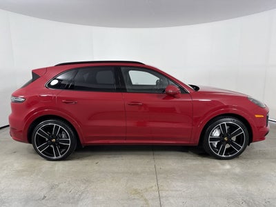 2023 Porsche Cayenne Turbo