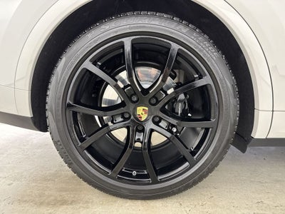2023 Porsche Cayenne Turbo