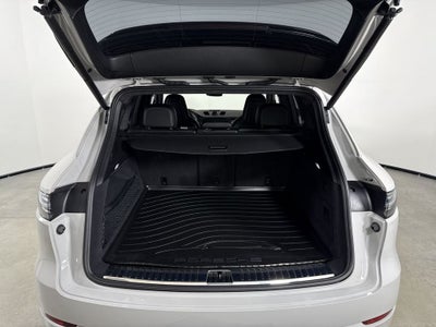 2023 Porsche Cayenne Turbo