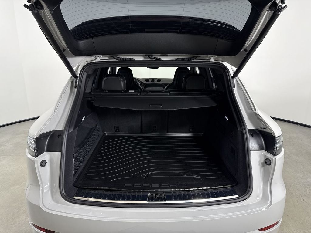 2023 Porsche Cayenne Turbo