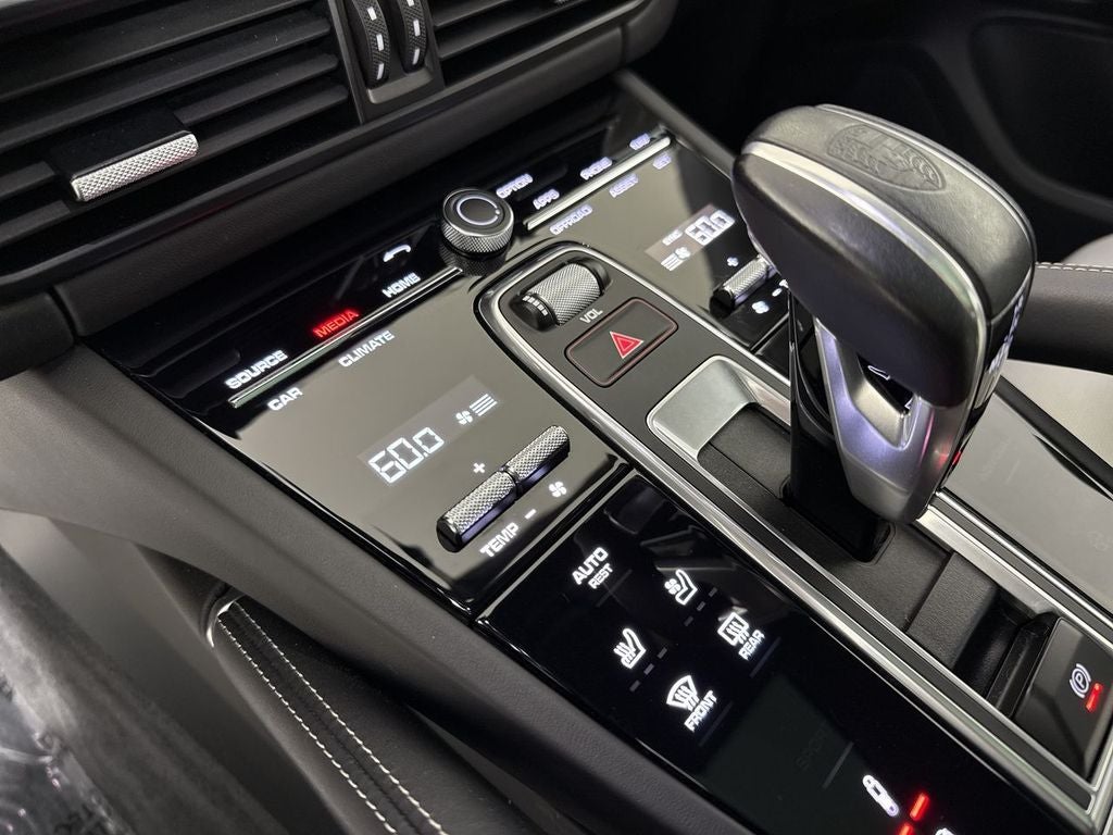 2023 Porsche Cayenne Turbo