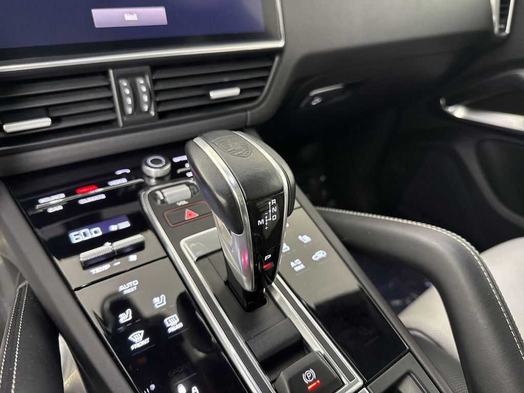 2023 Porsche Cayenne Turbo