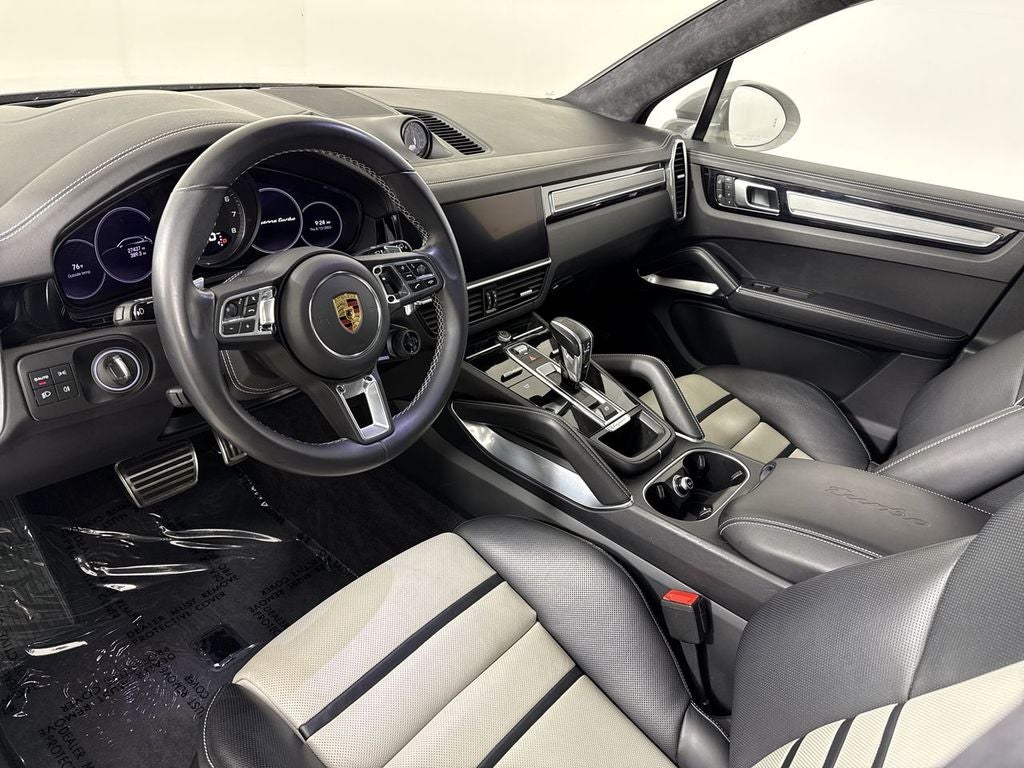2023 Porsche Cayenne Turbo