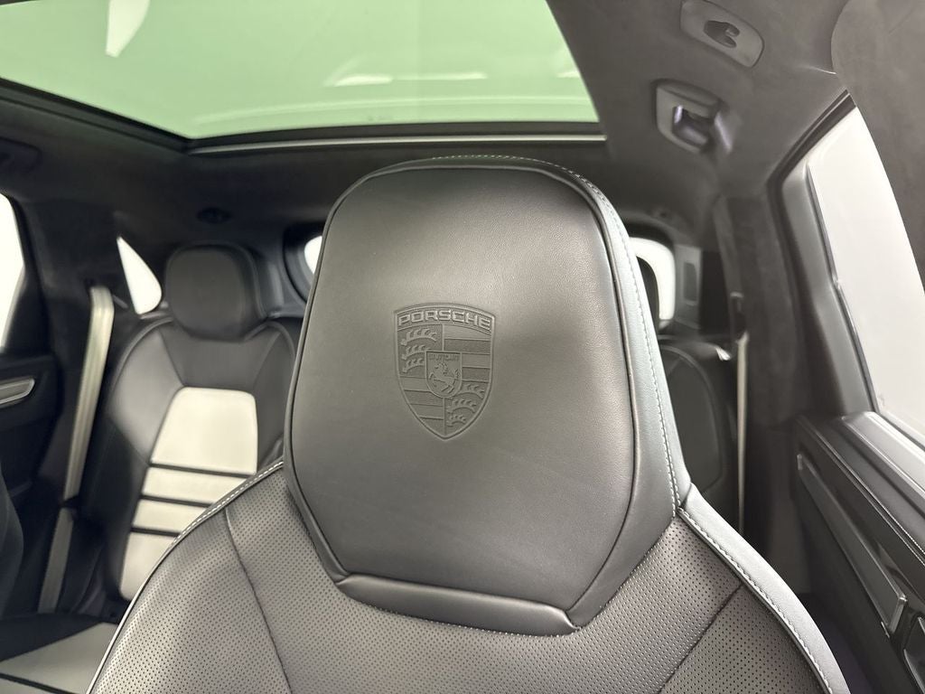 2023 Porsche Cayenne Turbo