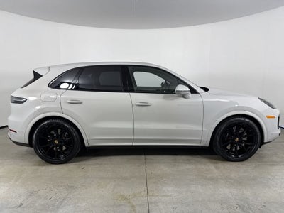 2023 Porsche Cayenne Turbo