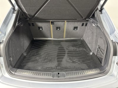 2023 Porsche Macan S