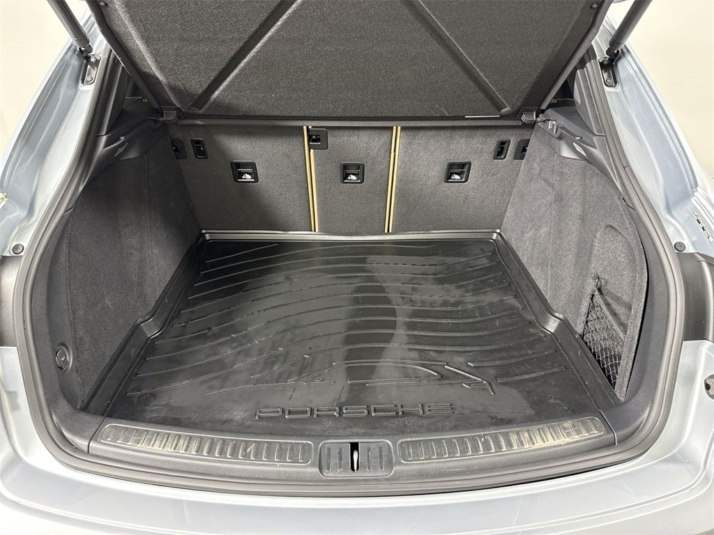 2023 Porsche Macan S