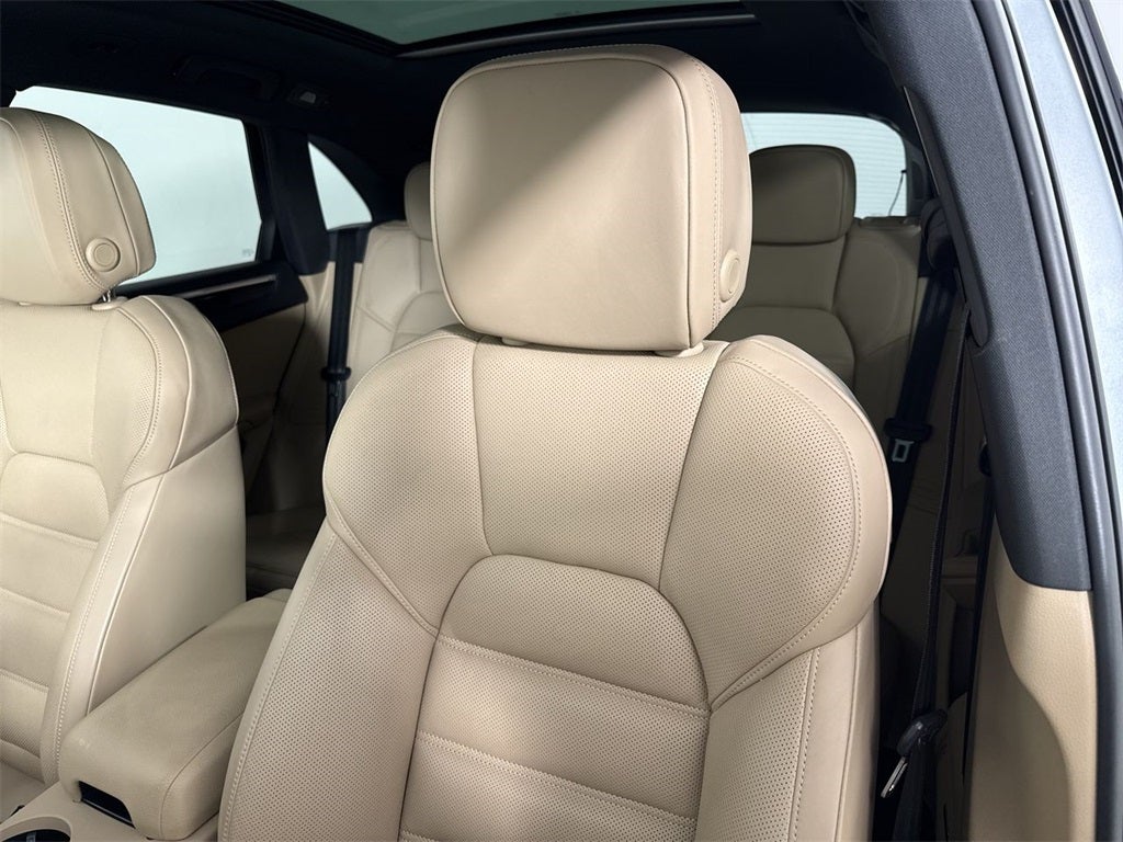 2023 Porsche Macan S