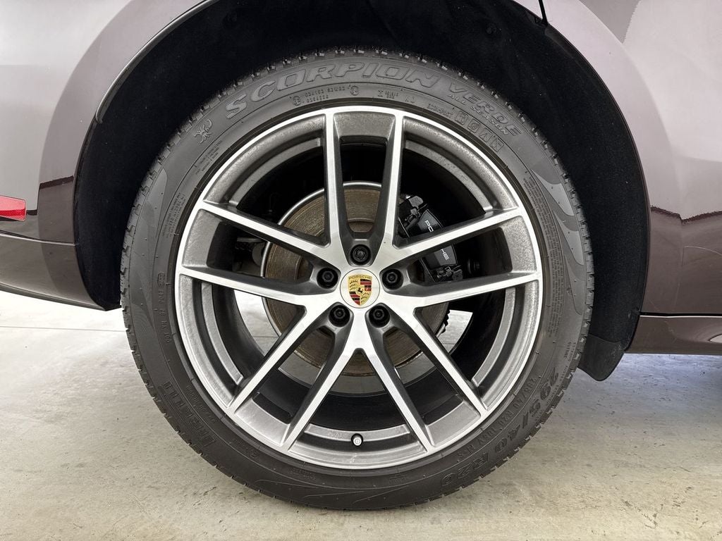 2023 Porsche Macan S