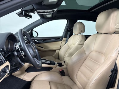 2023 Porsche Macan S