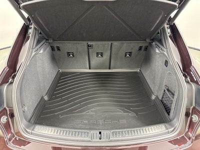 2024 Porsche Macan S
