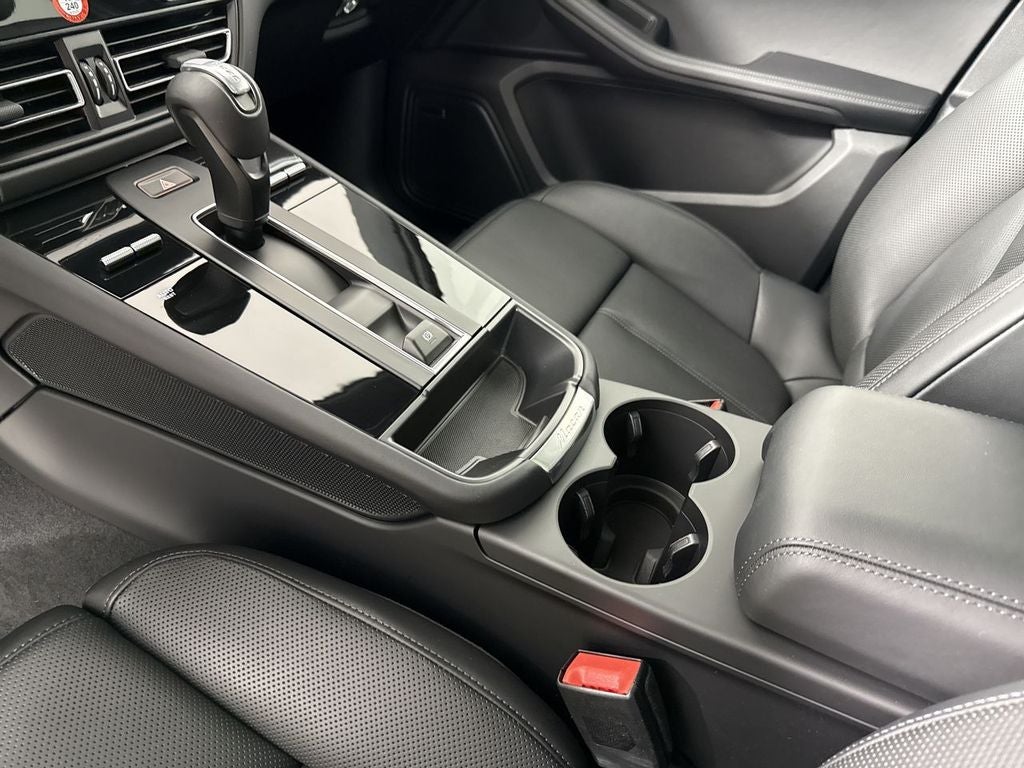 2024 Porsche Macan S
