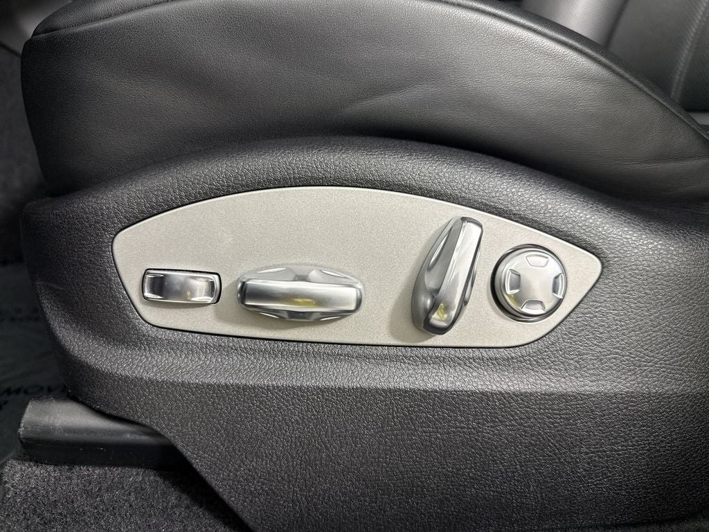 2024 Porsche Macan S