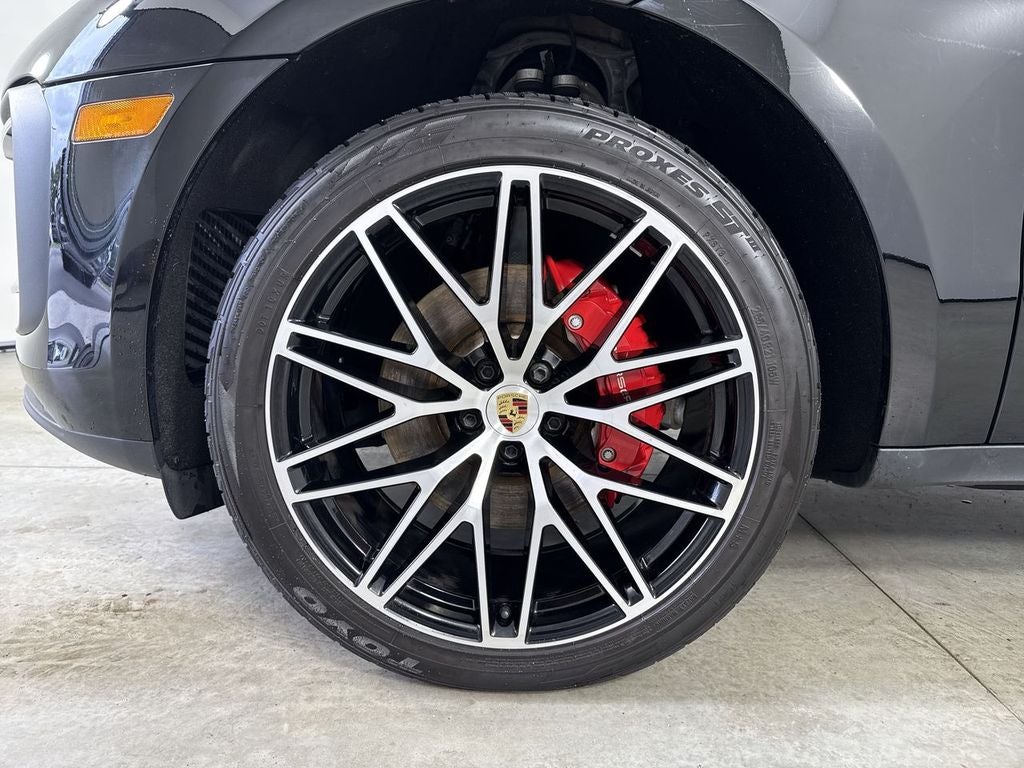 2023 Porsche Macan S