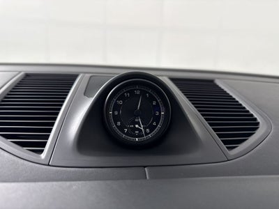 2023 Porsche Macan S