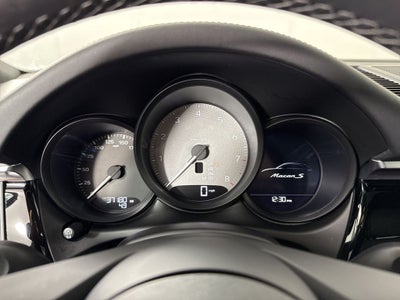 2023 Porsche Macan S