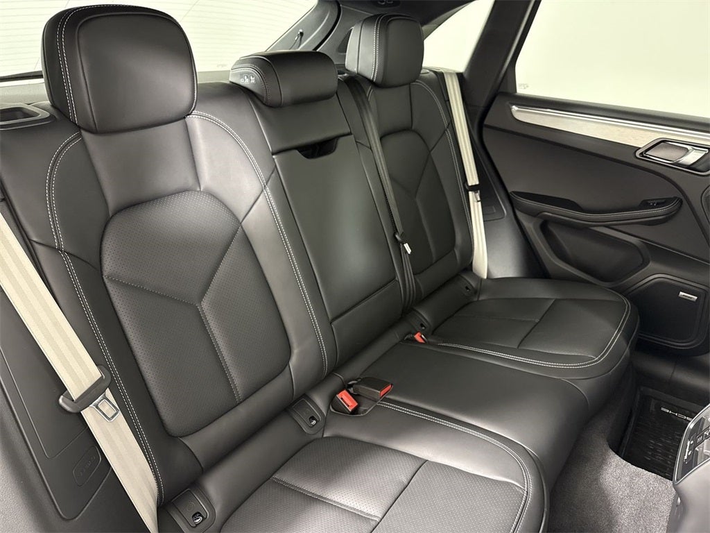 2026 Porsche Macan Macan S