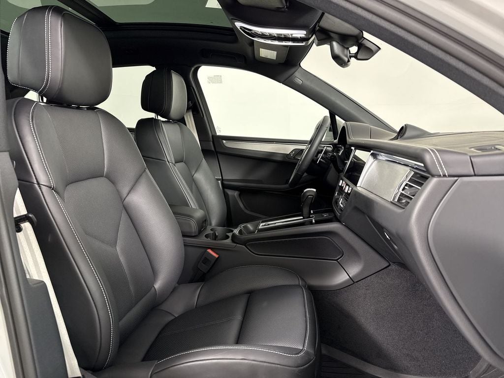 2026 Porsche Macan Macan S