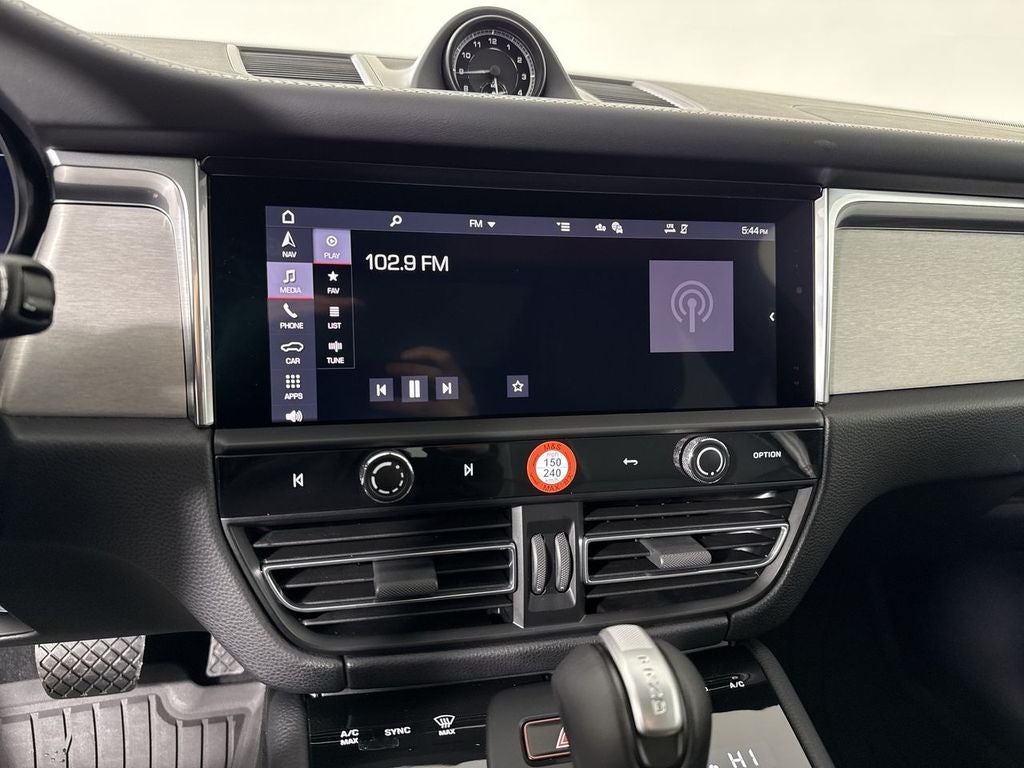 2026 Porsche Macan Macan S