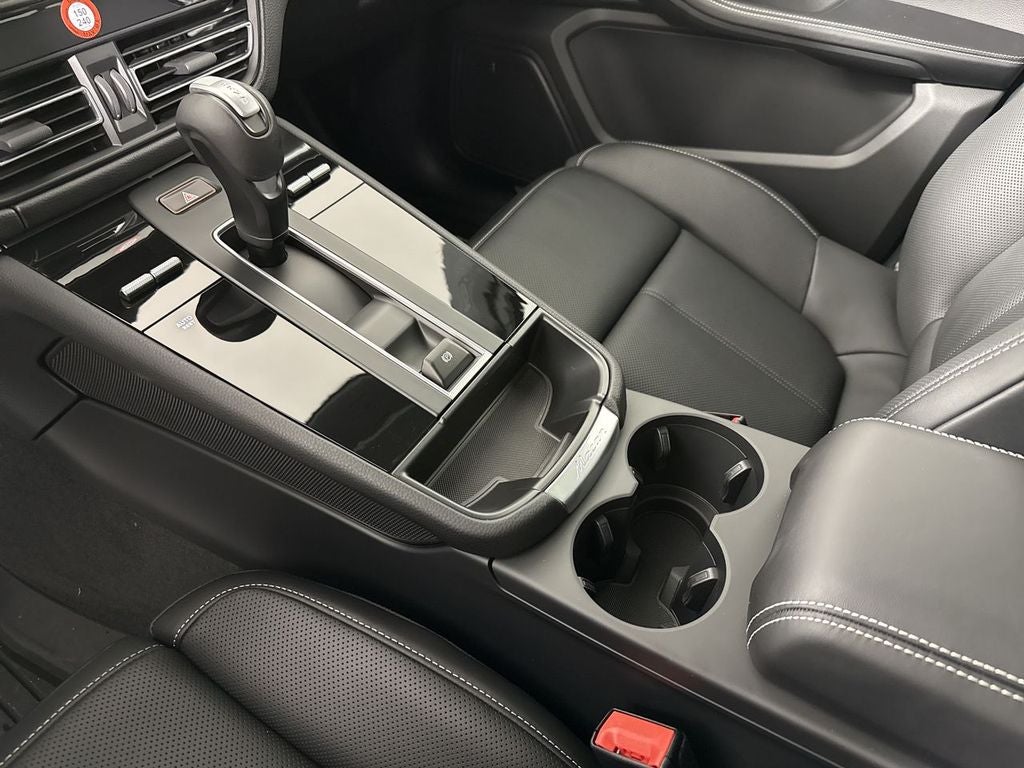 2026 Porsche Macan Macan S