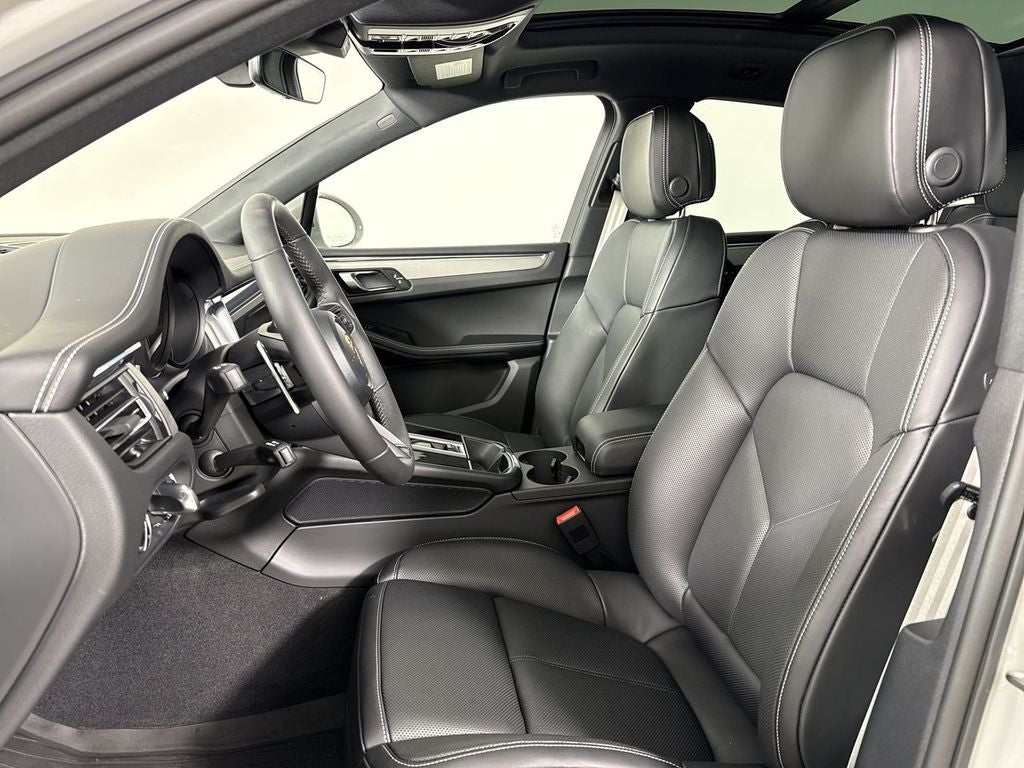 2026 Porsche Macan Macan S