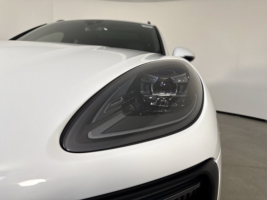 2023 Porsche Macan S