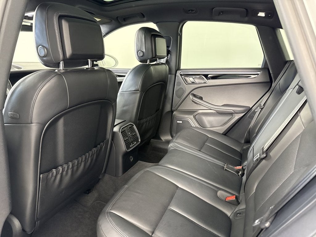 2023 Porsche Macan S