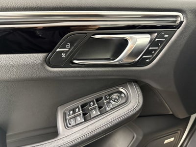 2023 Porsche Macan S
