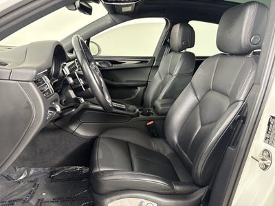 2023 Porsche Macan S