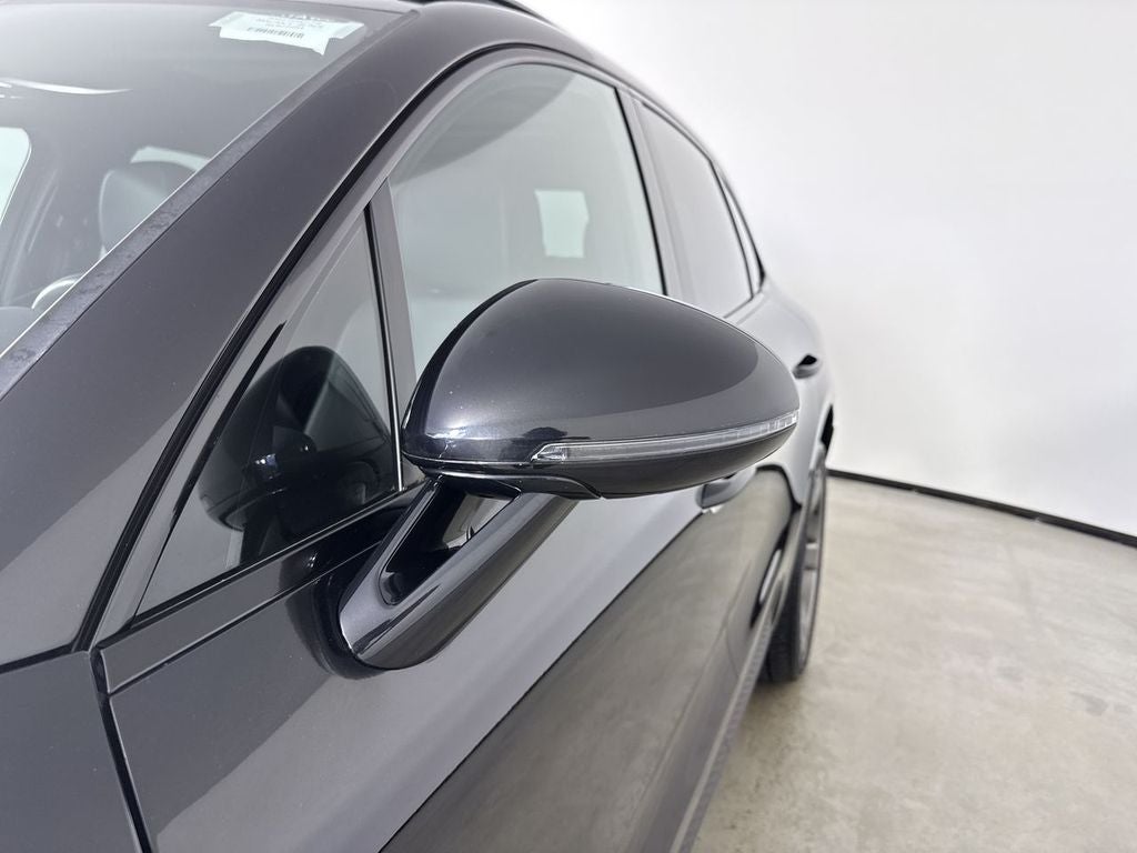 2022 Porsche Macan S