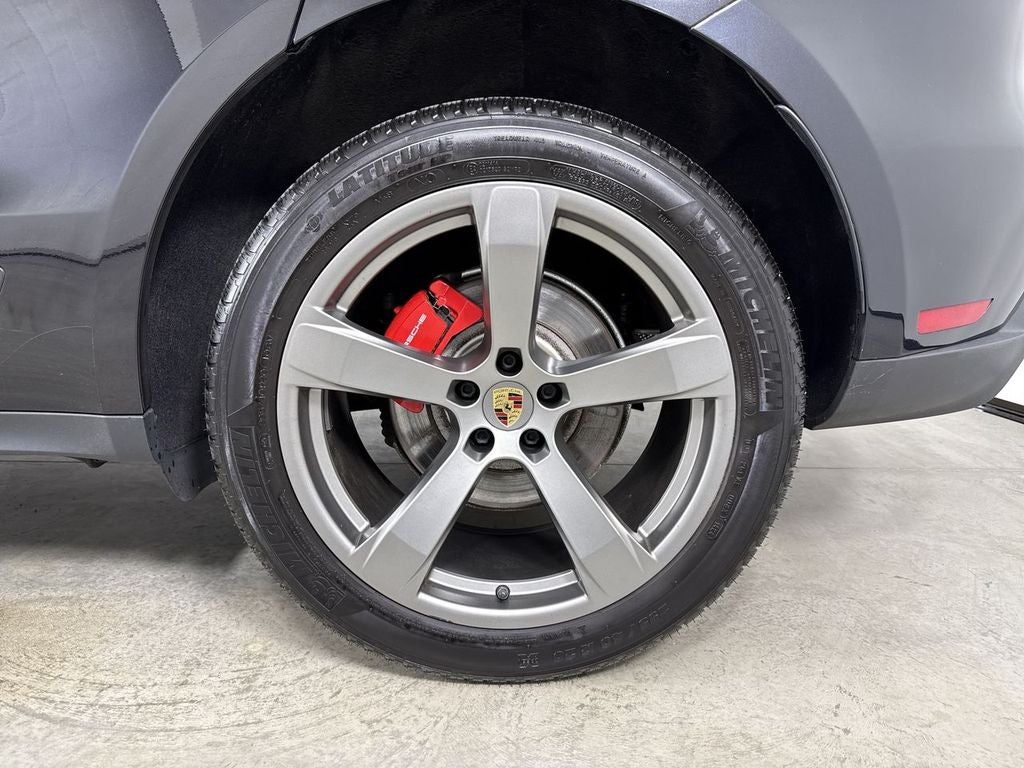 2022 Porsche Macan S