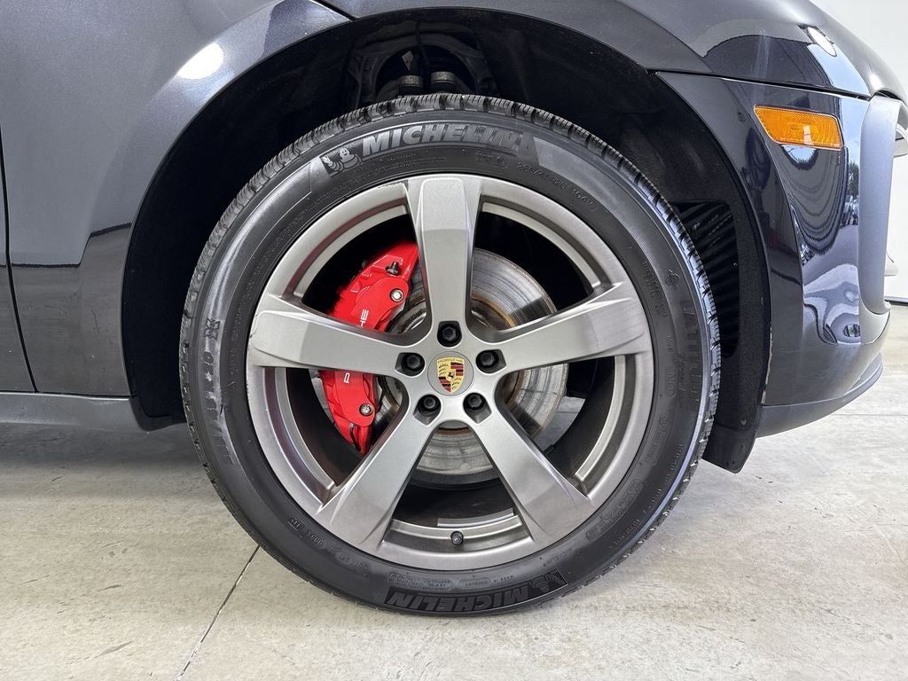2022 Porsche Macan S